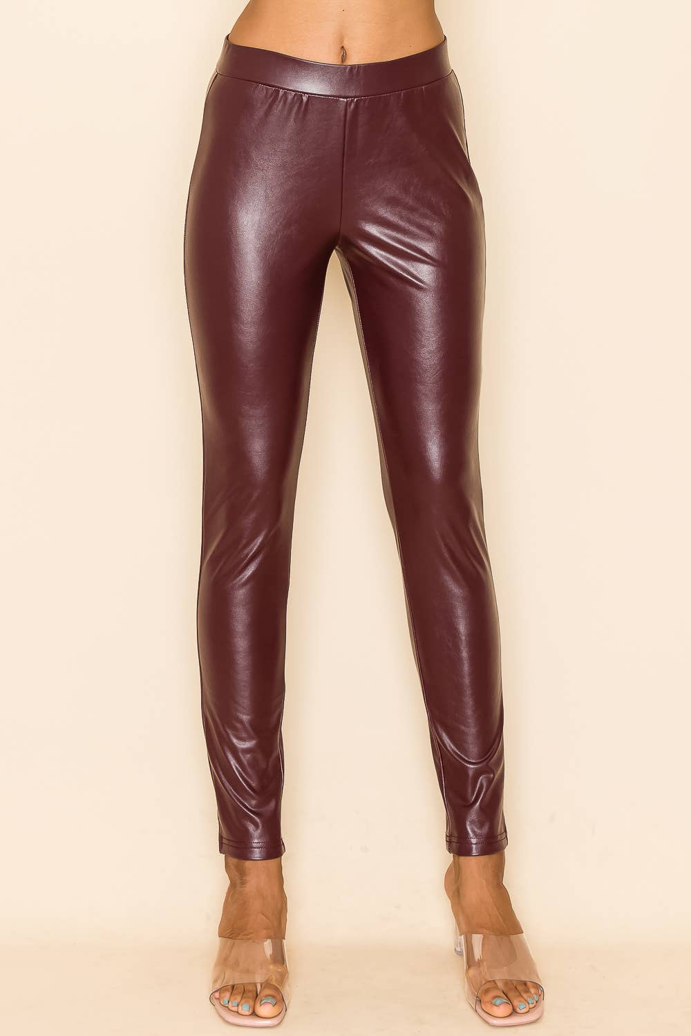 FAUX LEATHER SKINNY PANTS IN WINE