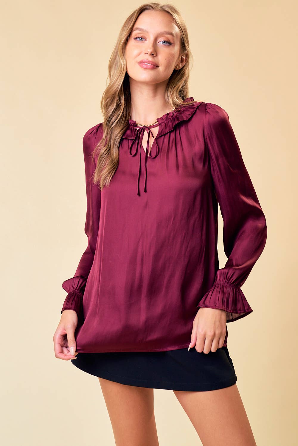 RUFFLED COLLAR BLOUSE