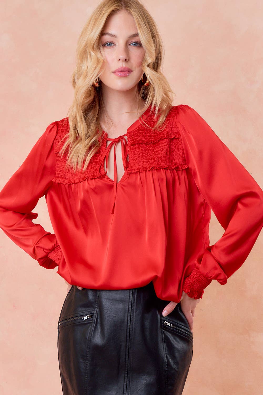 V NECK SMOCKED RUFFLE DETAILED LONG SLEEVE BLOUSE